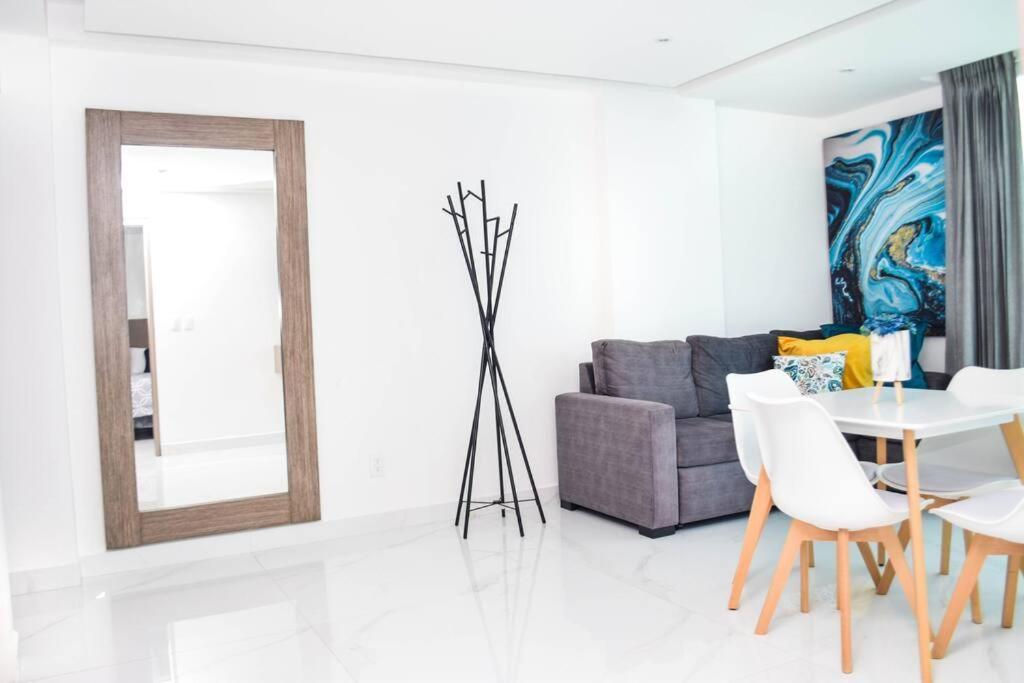 Estudio A Pie Playa, Increibles Vistas, Alberca, Gym, Jacuzzi, 3502