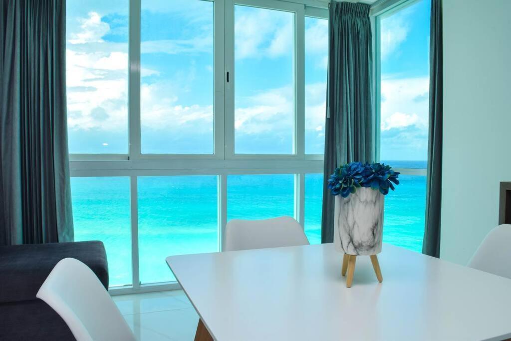 Apartment Estudio A Pie Playa, Increibles Vistas, Alberca, Gym, Jacuzzi, 3502 *