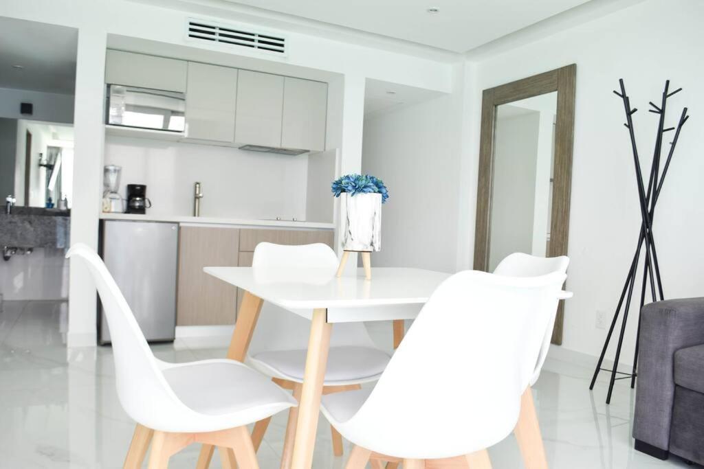 Estudio A Pie Playa, Increibles Vistas, Alberca, Gym, Jacuzzi, 3502 Apartment