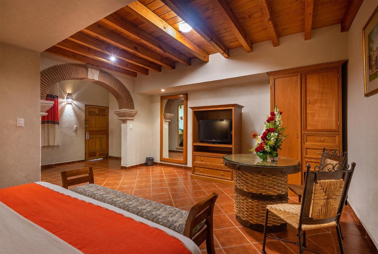 Hotel La Parroquia Patzcuaro