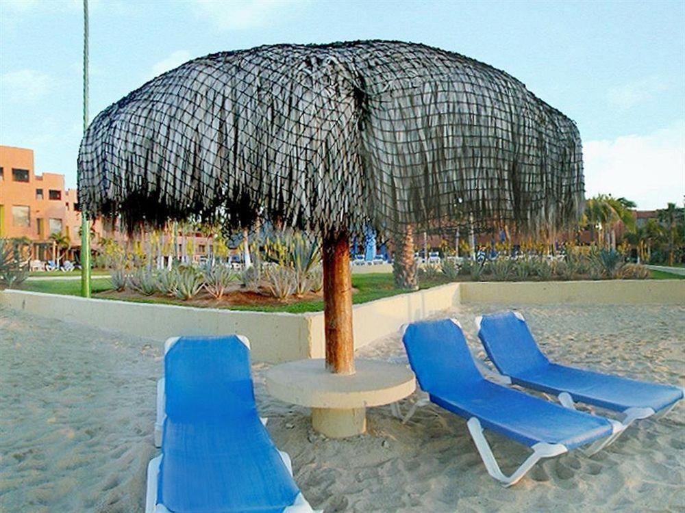 Cabos Resort 4*