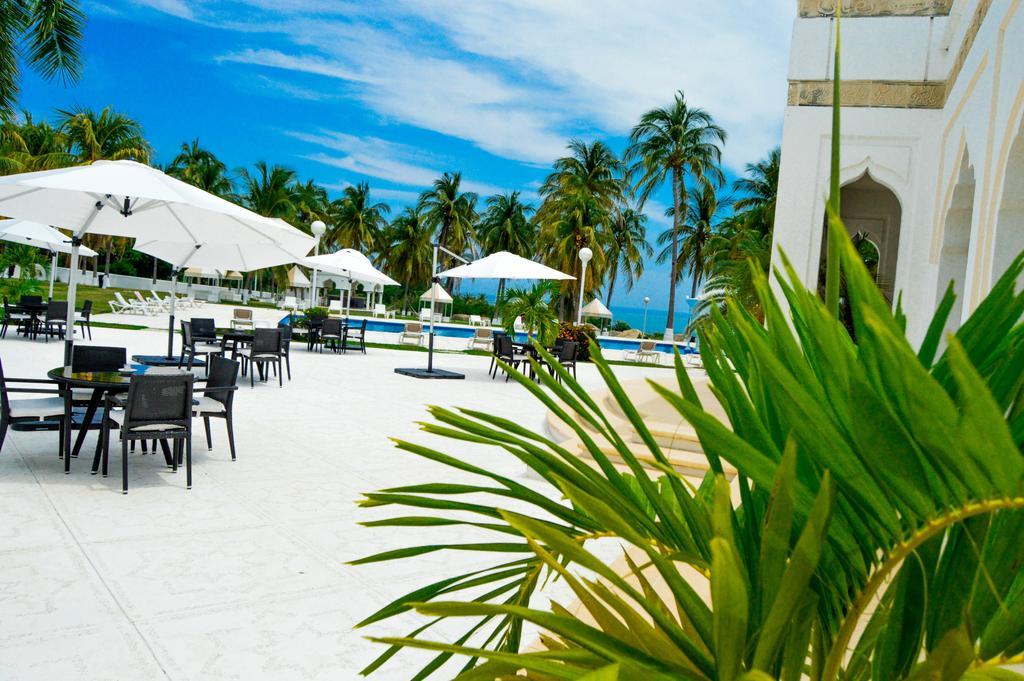 Aldea Del Bazar & Puerto Escondido (Oaxaca)