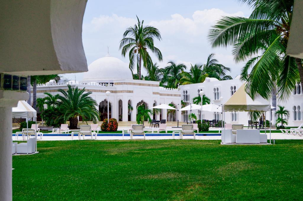Aldea Del Bazar & Hotel 4*