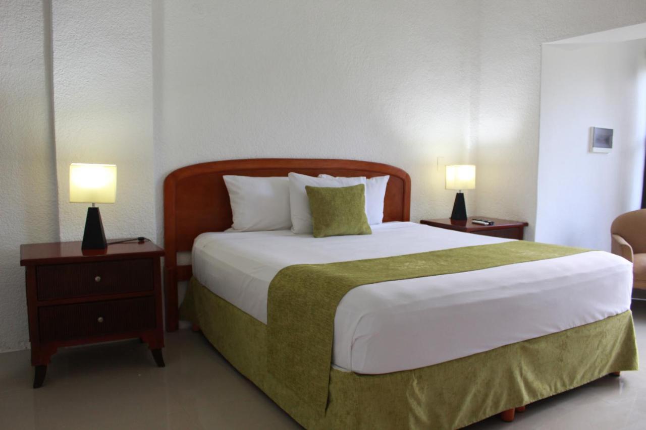 16 3* Cancun