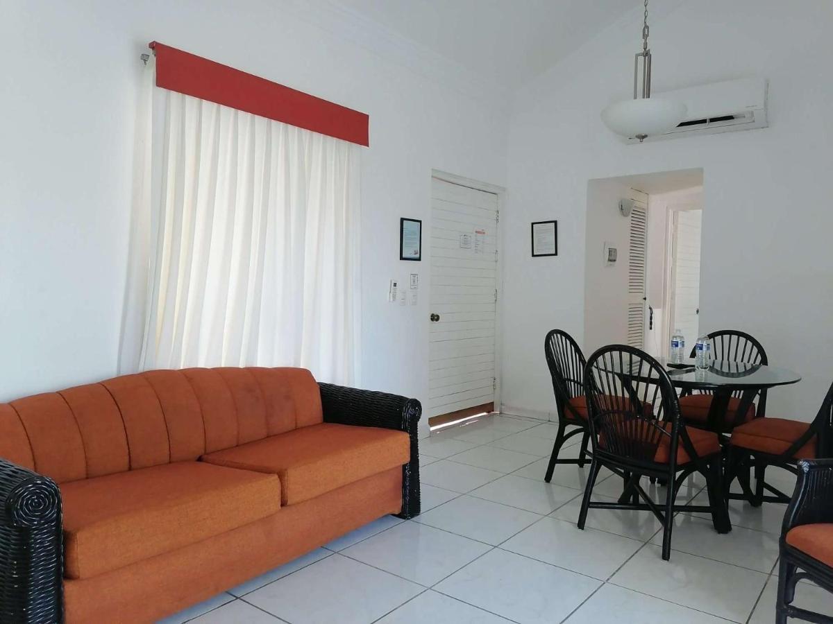 Aparthotel Del Palmar With Club