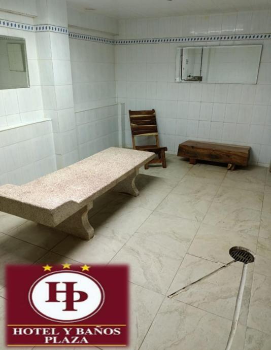 Hotel Y Vapor Plaza