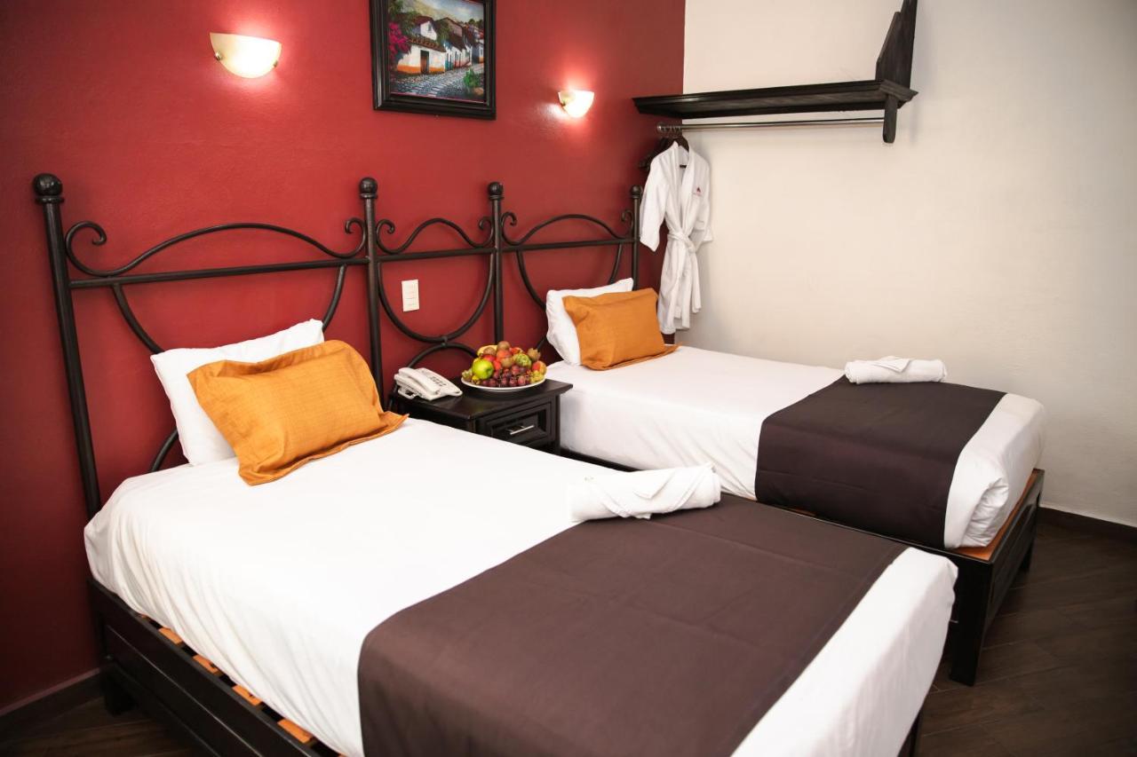 Hotel Plaza Poblana