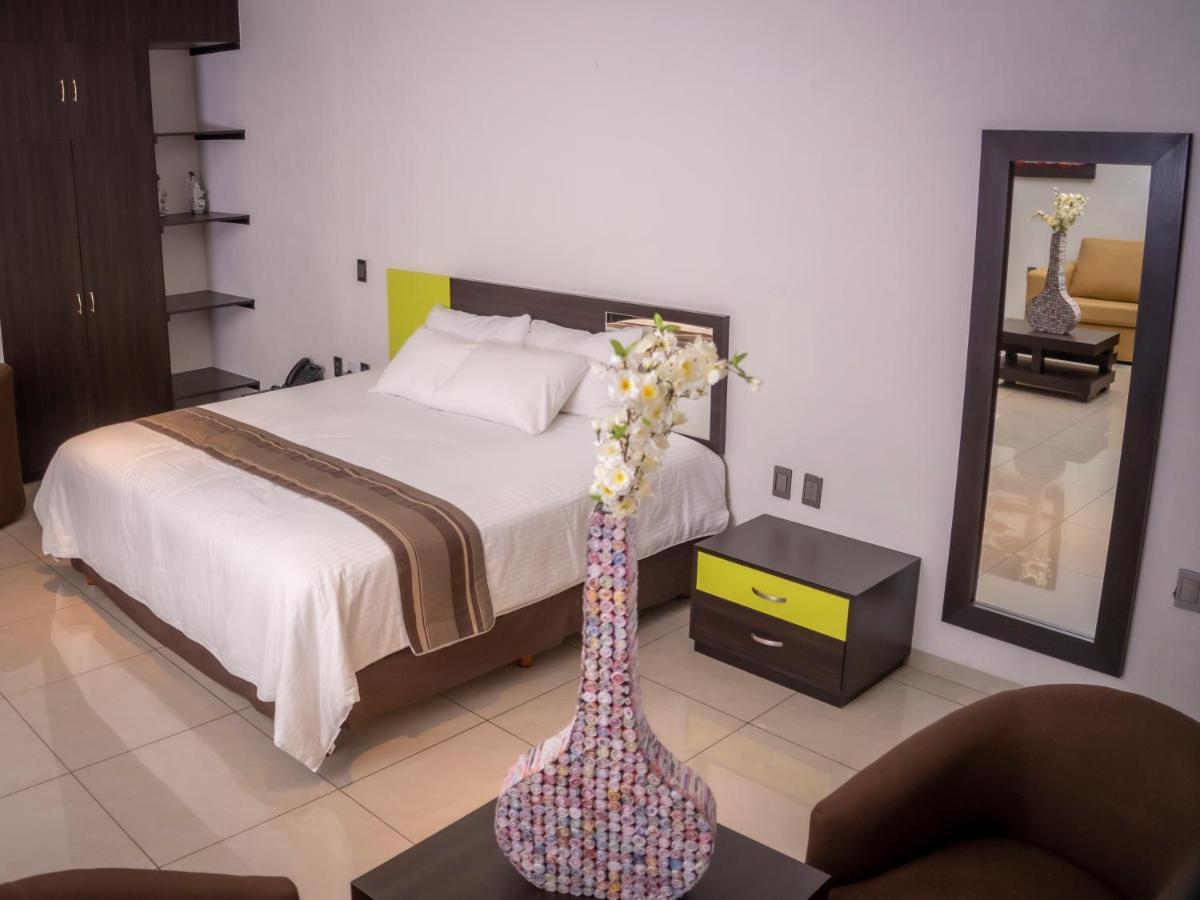 Sanjo Hotel 4*
