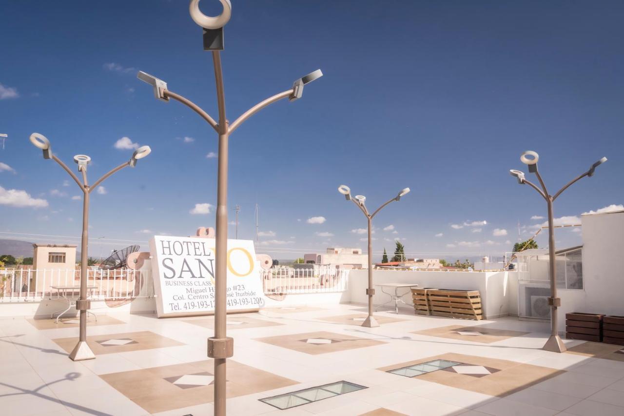 Hotel Sanjo