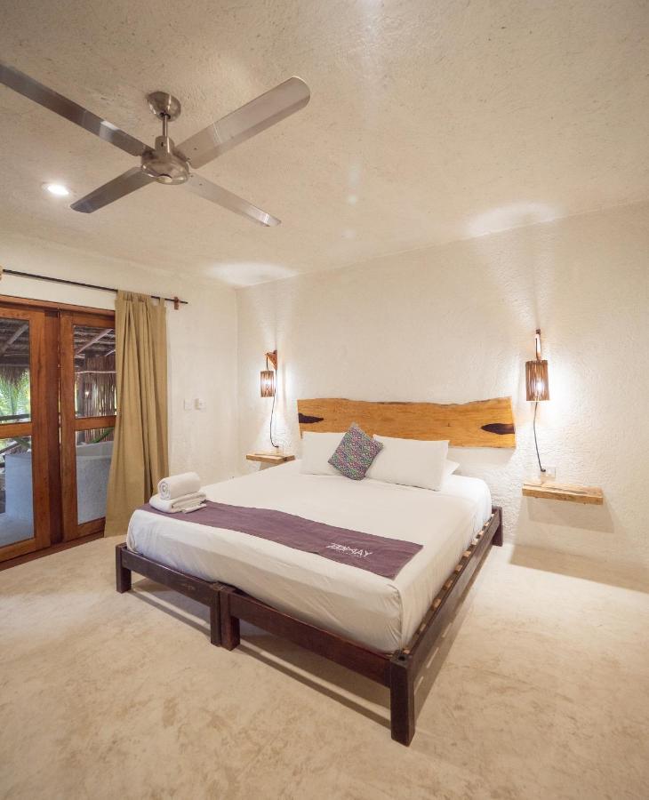 Hotel Zomay Beachfront 4*