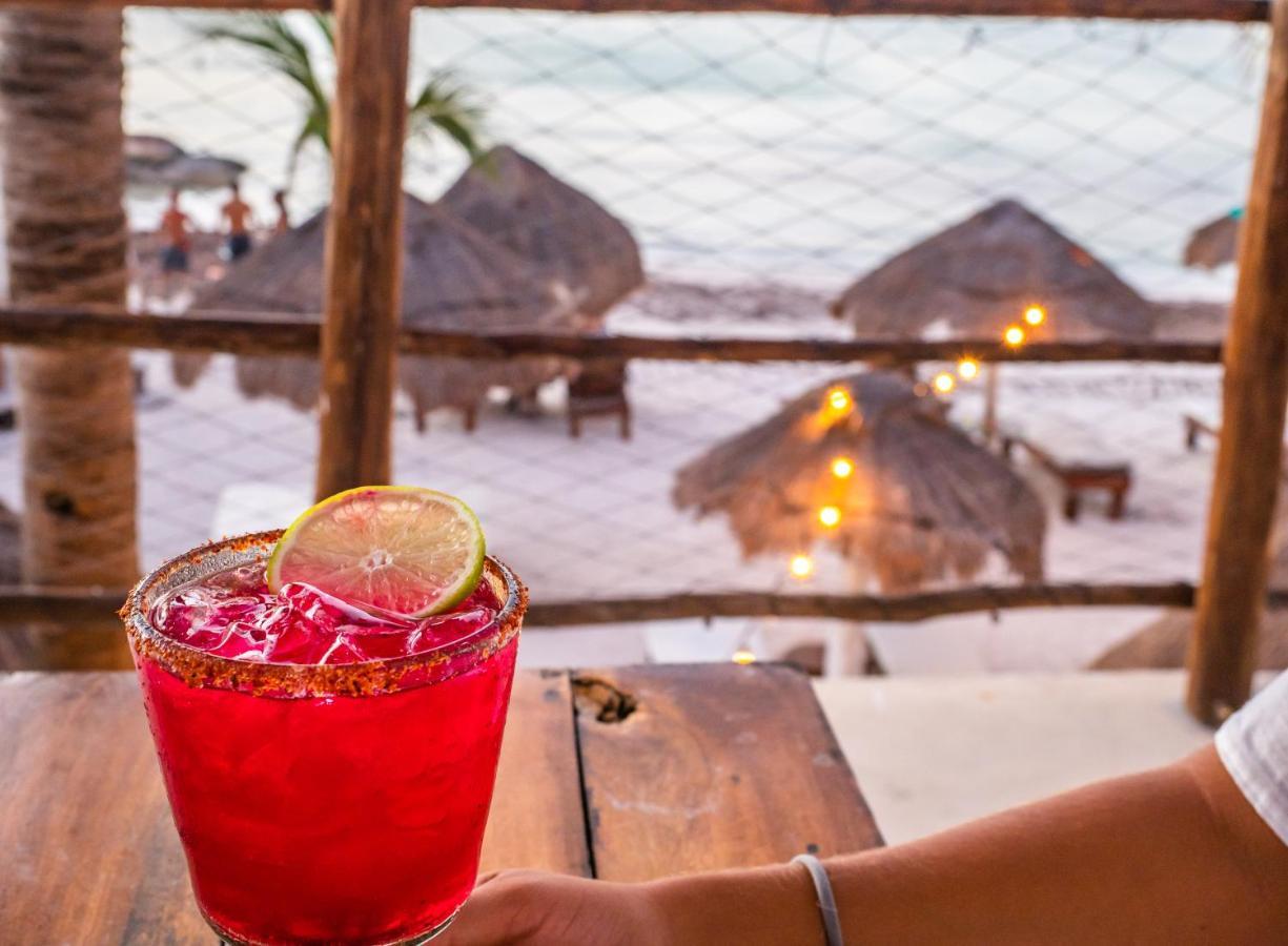 Hotel Zomay Beachfront