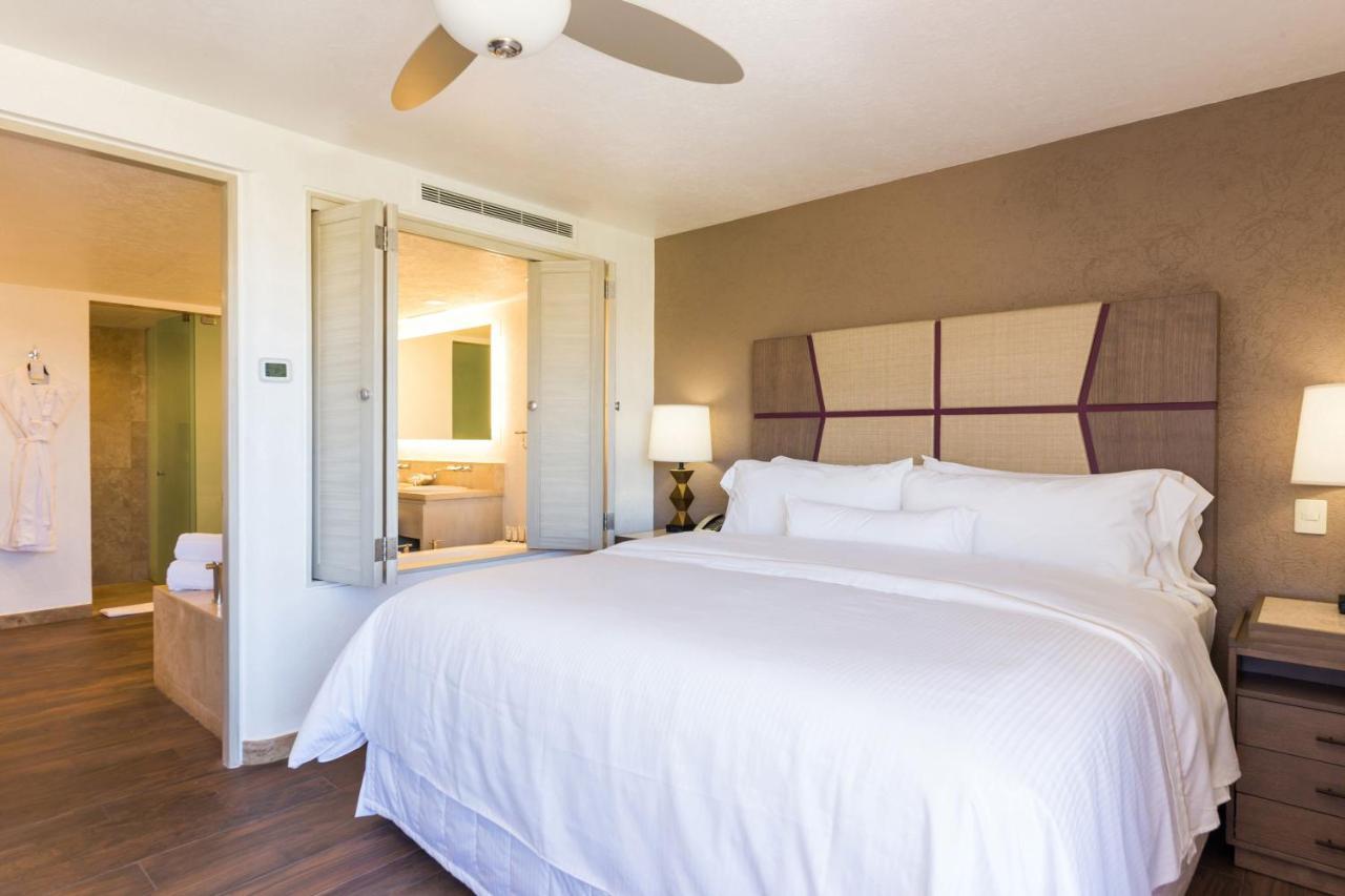The Westin Cabos - Baja Point Hotel
