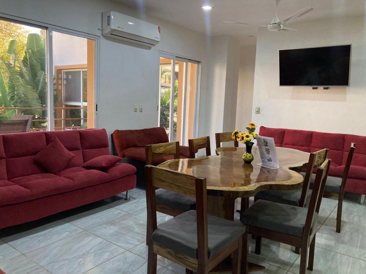 Aparthotel Palmas De Chahue