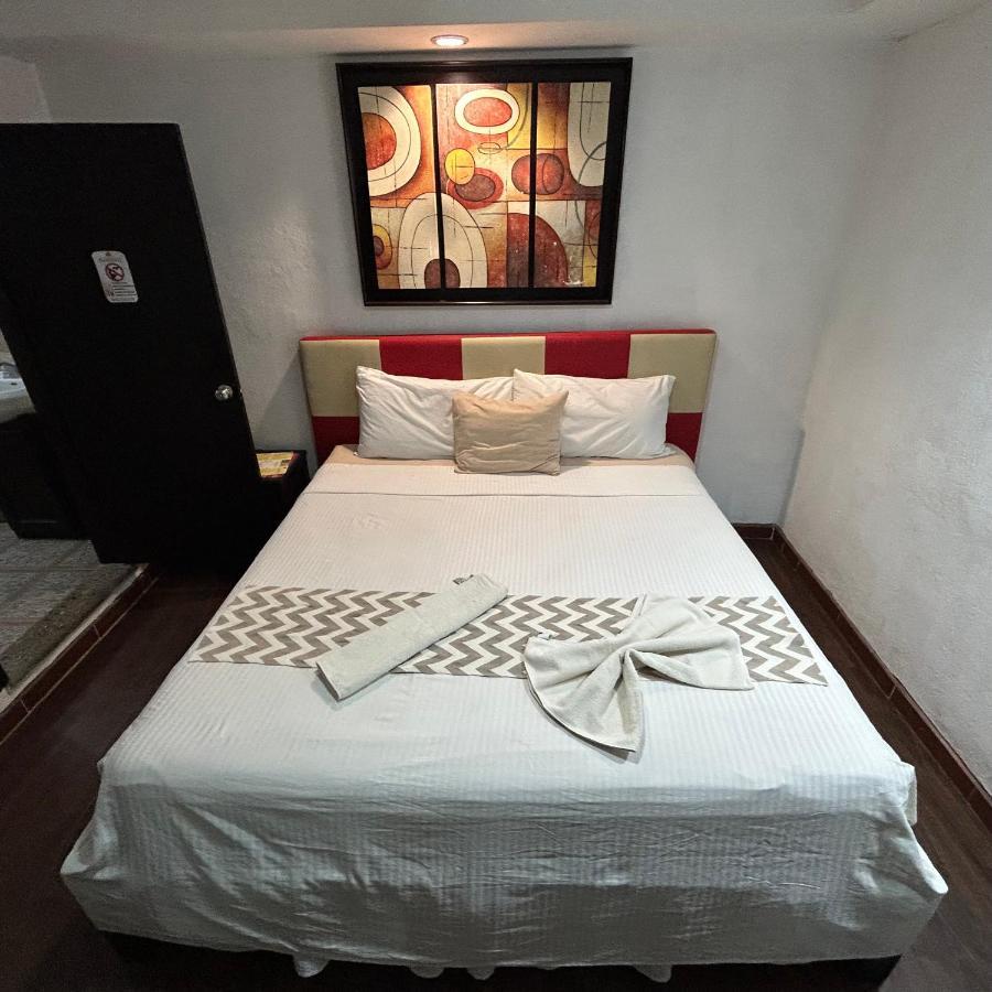 Hotel Makarios