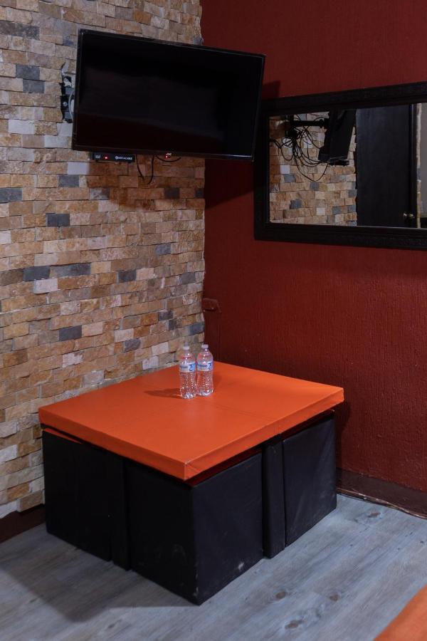 Hotel Makarios 2*