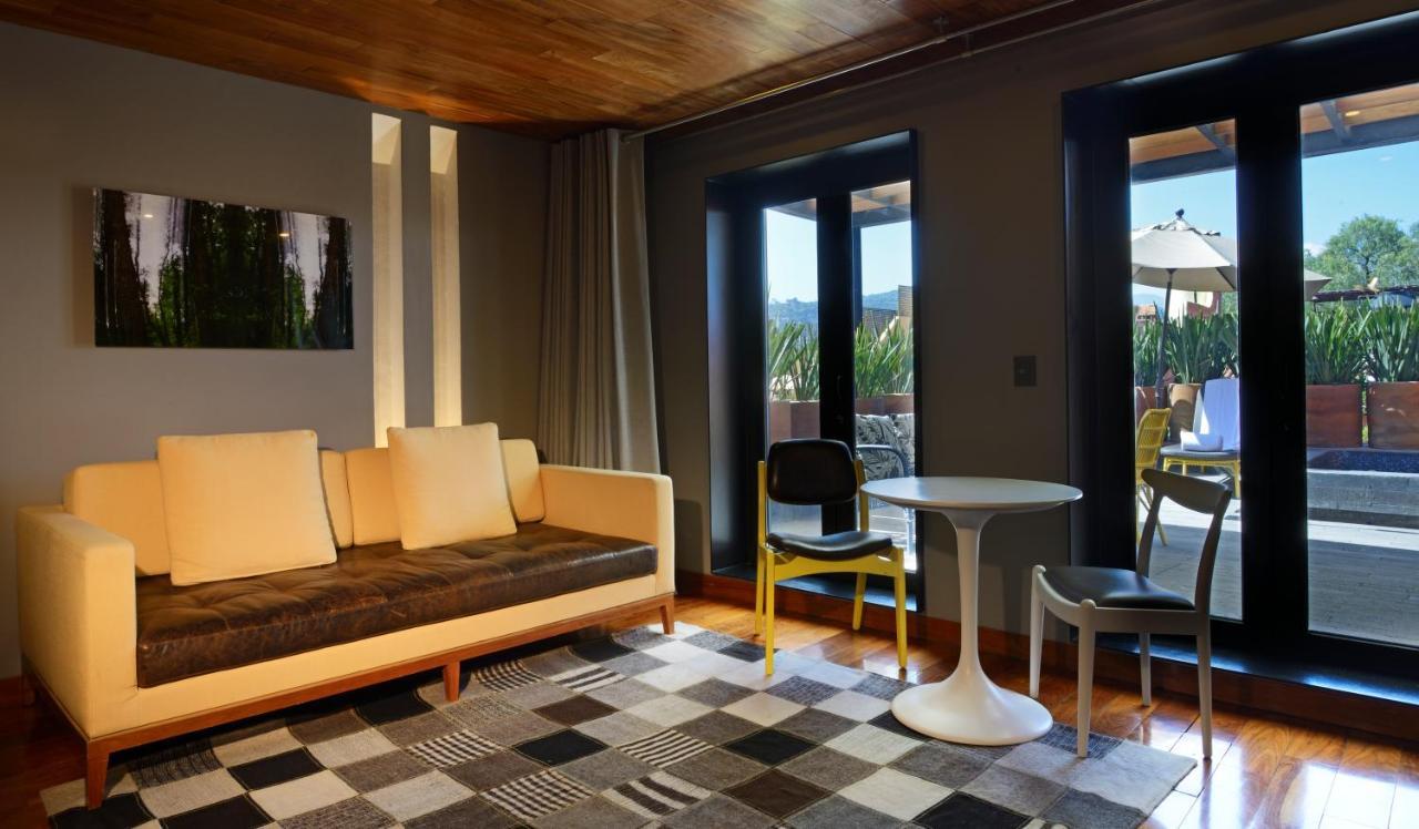 Hotel Dos Casas &