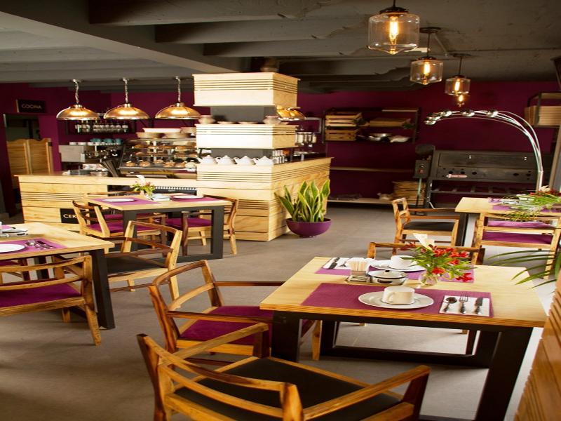 Helverica Hotel 4*