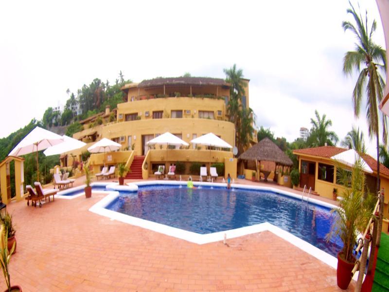 Hotel Plaza Tucanes