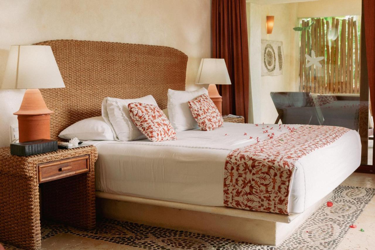 Hotel Aura Del Mar Zihuatanejo