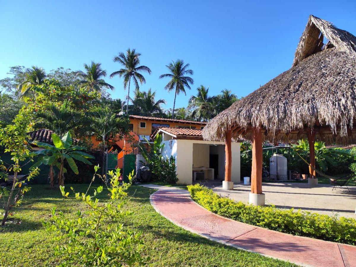 J.b. 3* Zihuatanejo