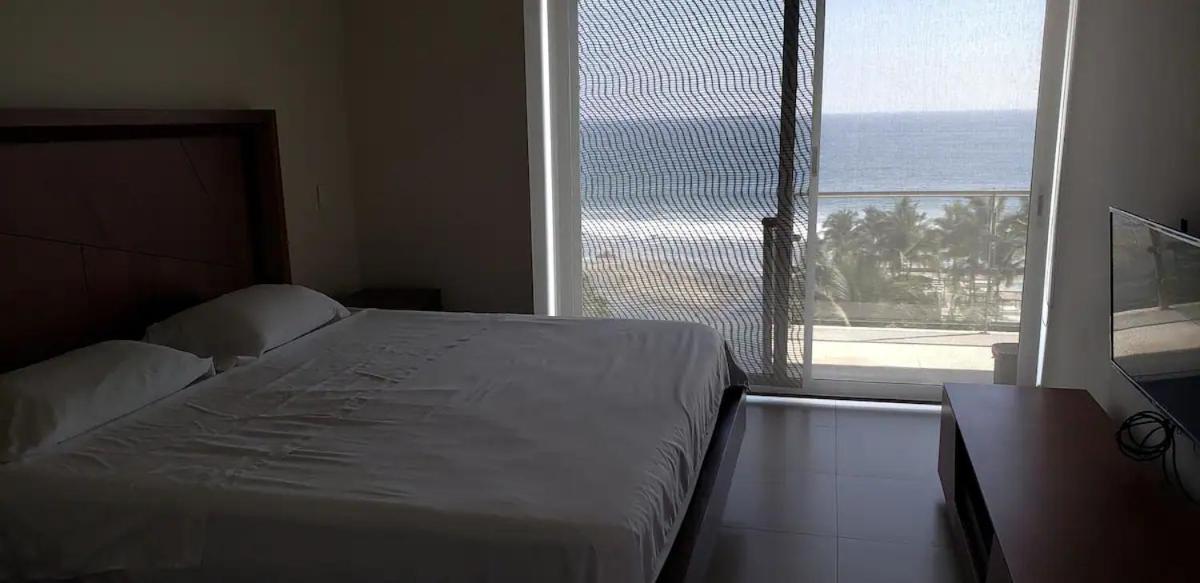 Ponto Horizonte Manzanillo: Luxury Beachfront With Stunning Views Apartment *