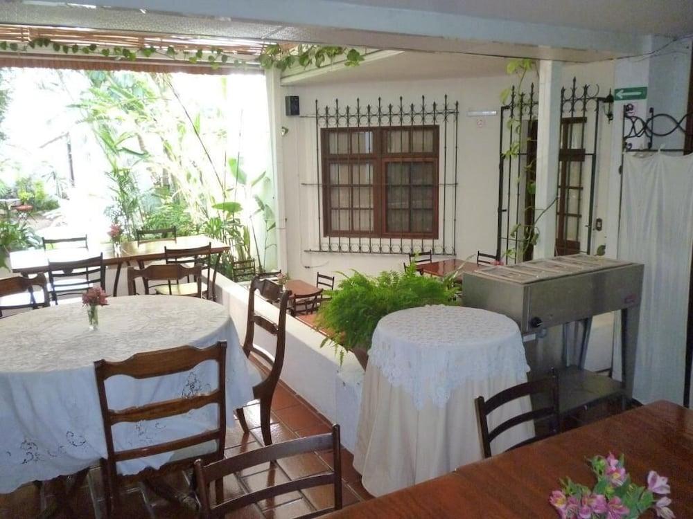 Hotel Casa Cantaros Boutique 4*