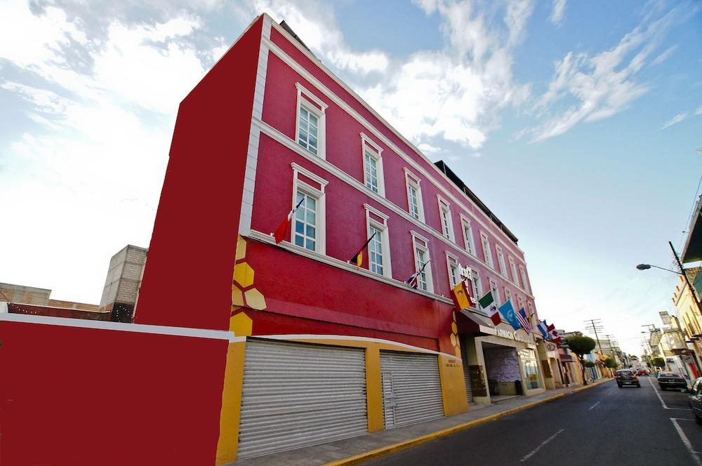 Hotel First & Business 3*