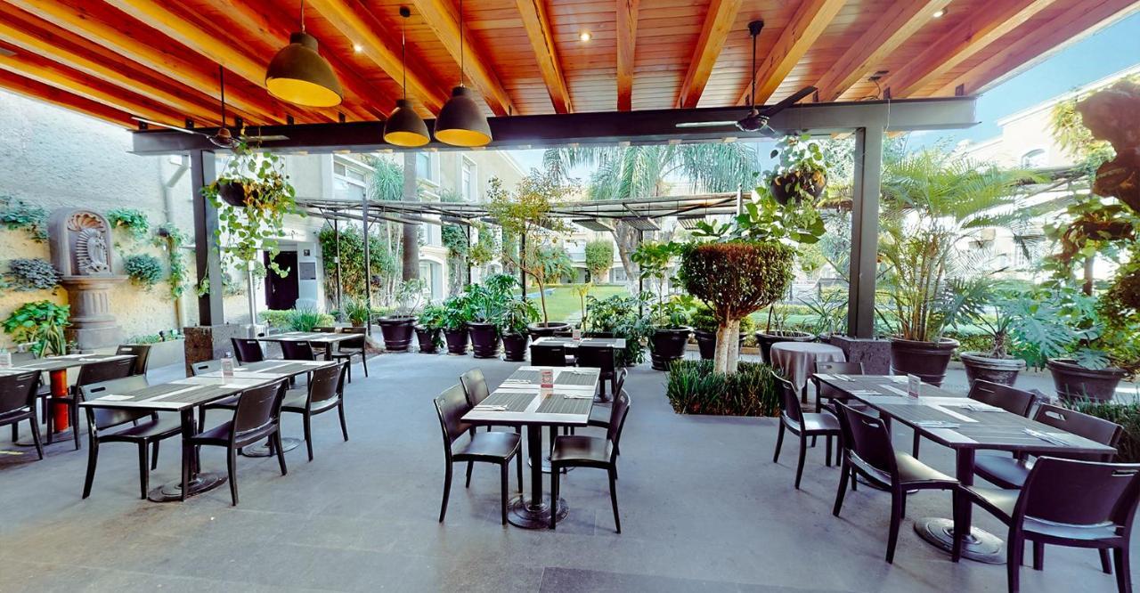 Plaza Camelinas Hotel 4*