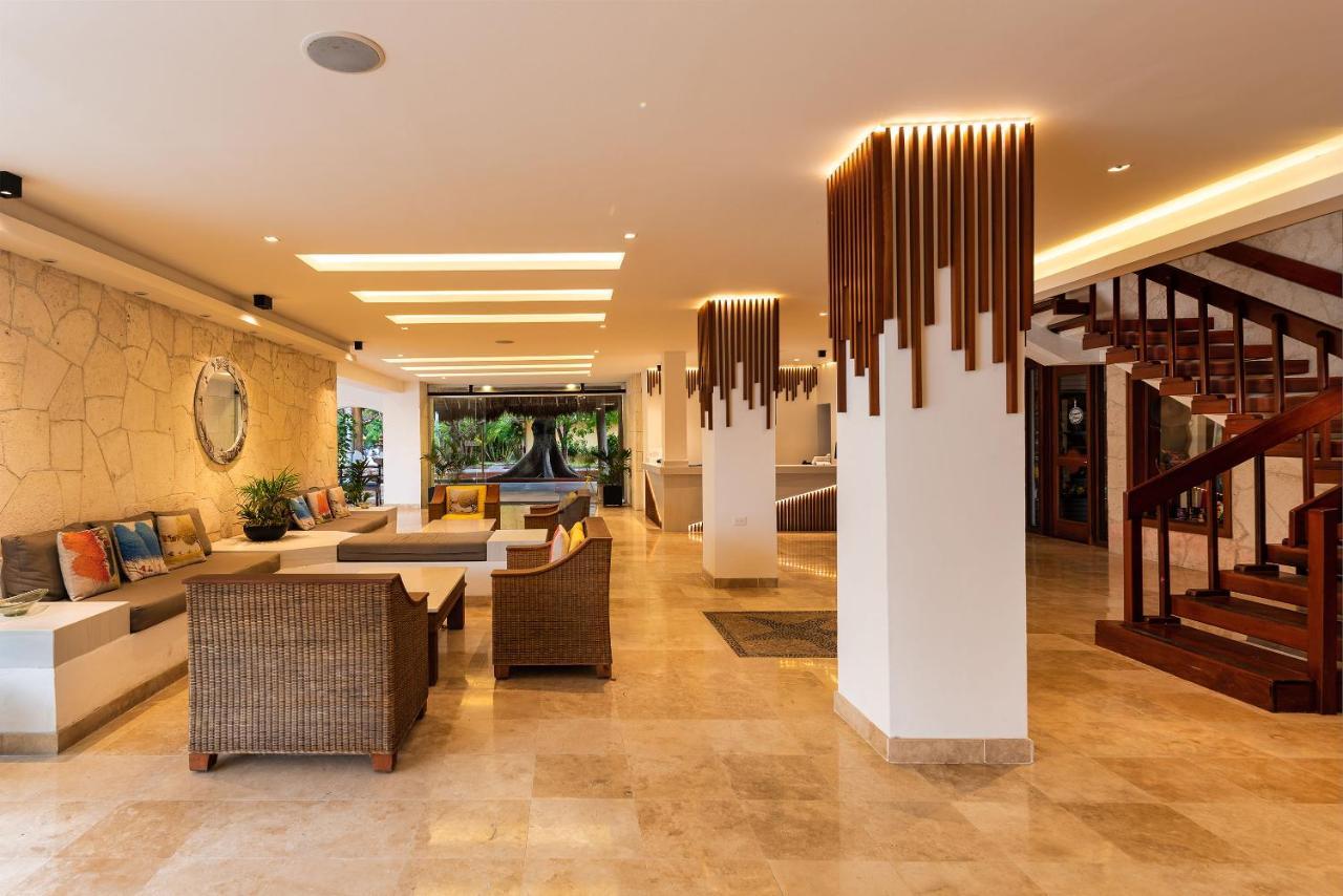 Hotel Playa Azul