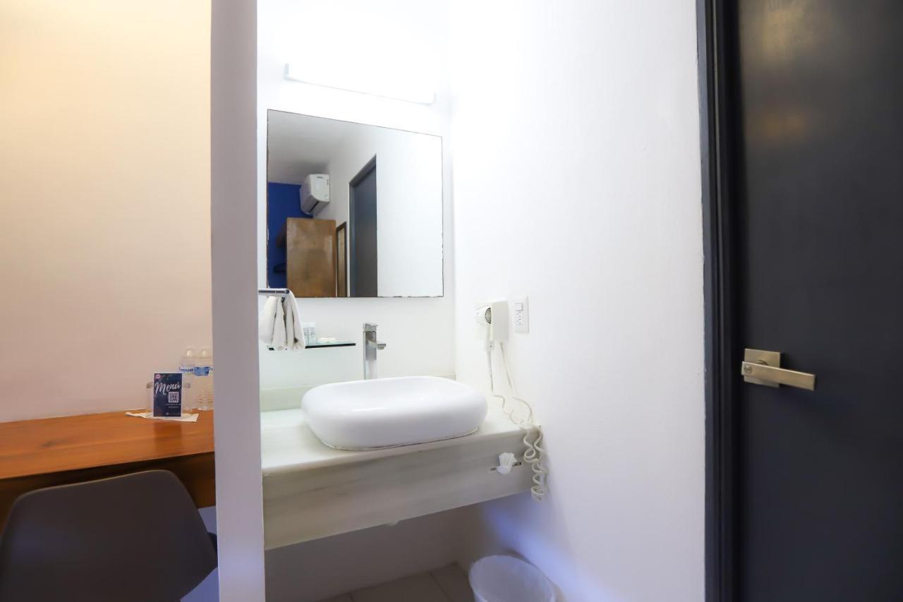 Hotel Tryp By Wyndham 4*