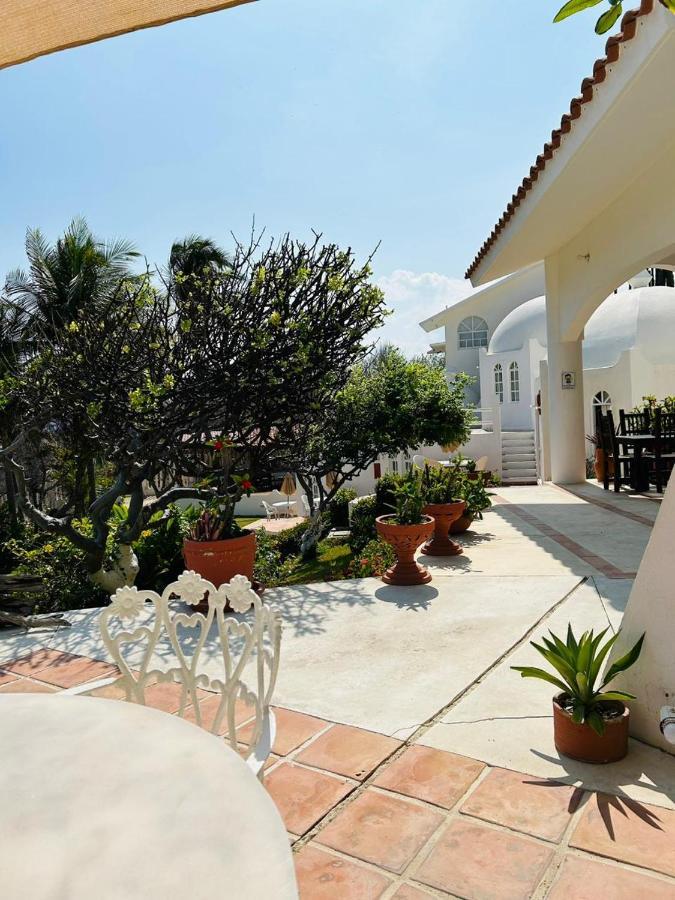 Fasol Huatulco Hotel