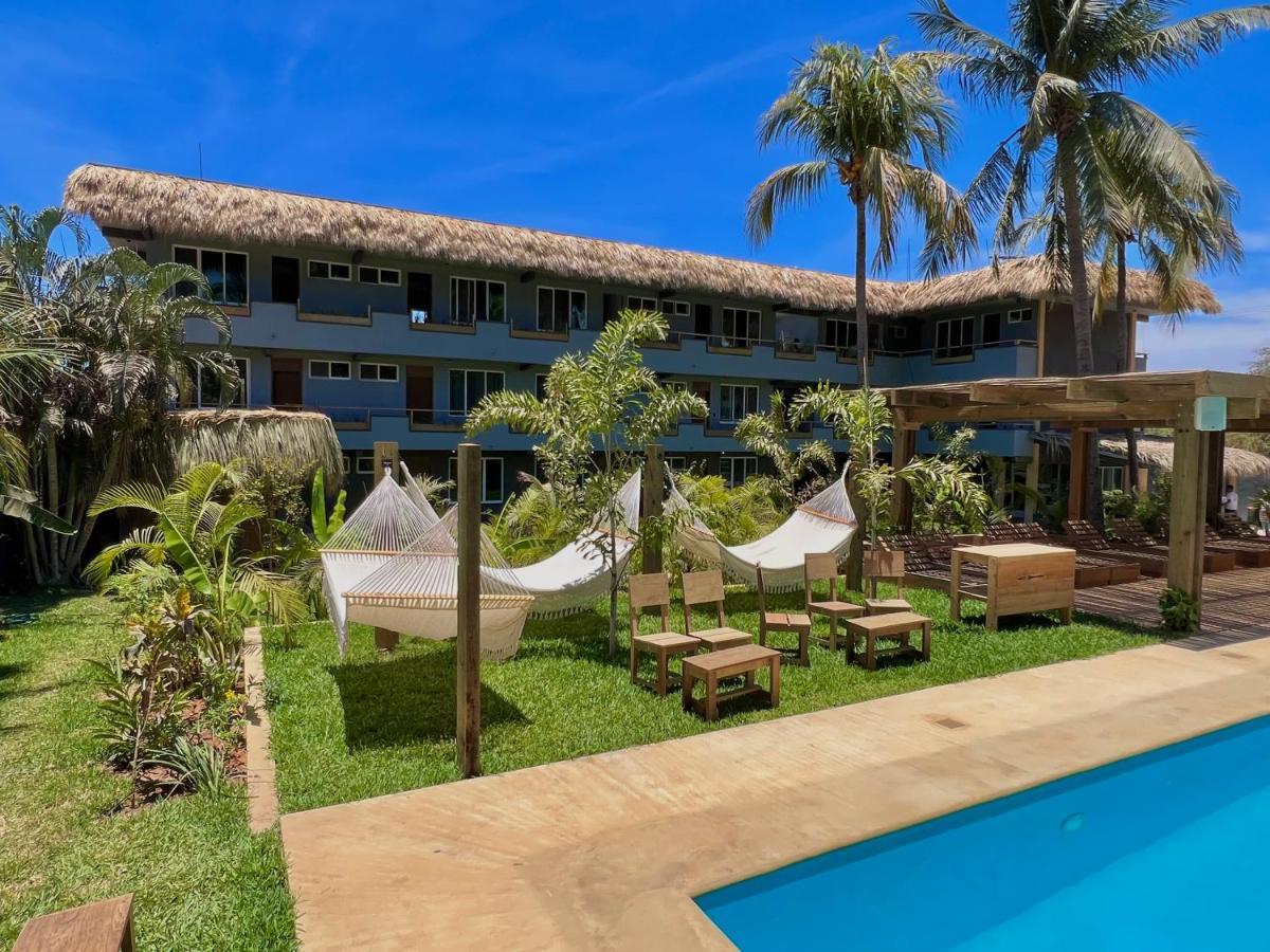 Straw Surf & Bar Hostel Brisas de Zicatela