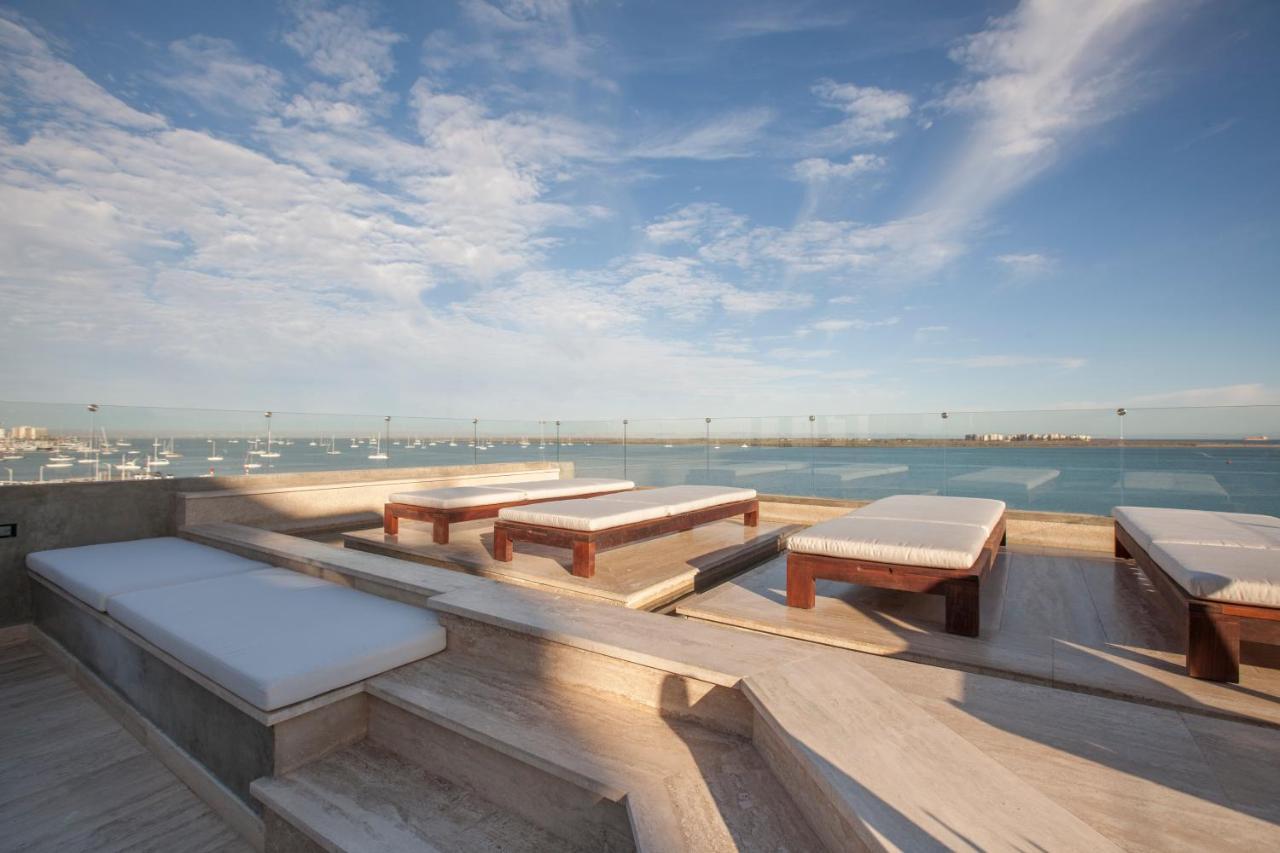 Malecon 1680 Hotel 4*