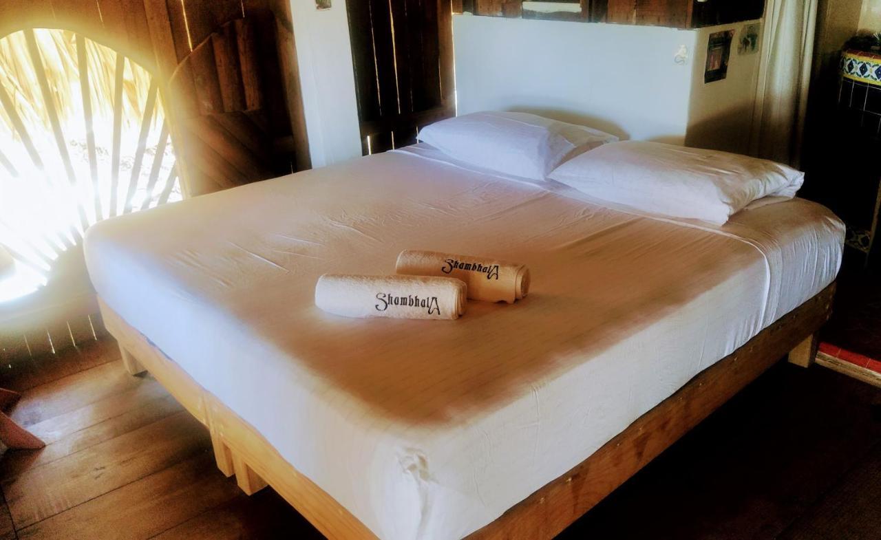 Hotel Shambhala Vision *
