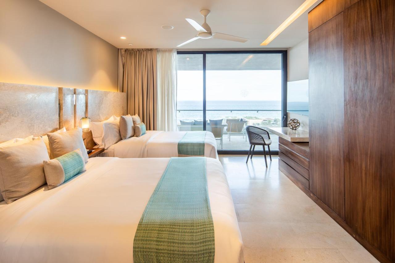 Resort The Club At Solaz Luxury