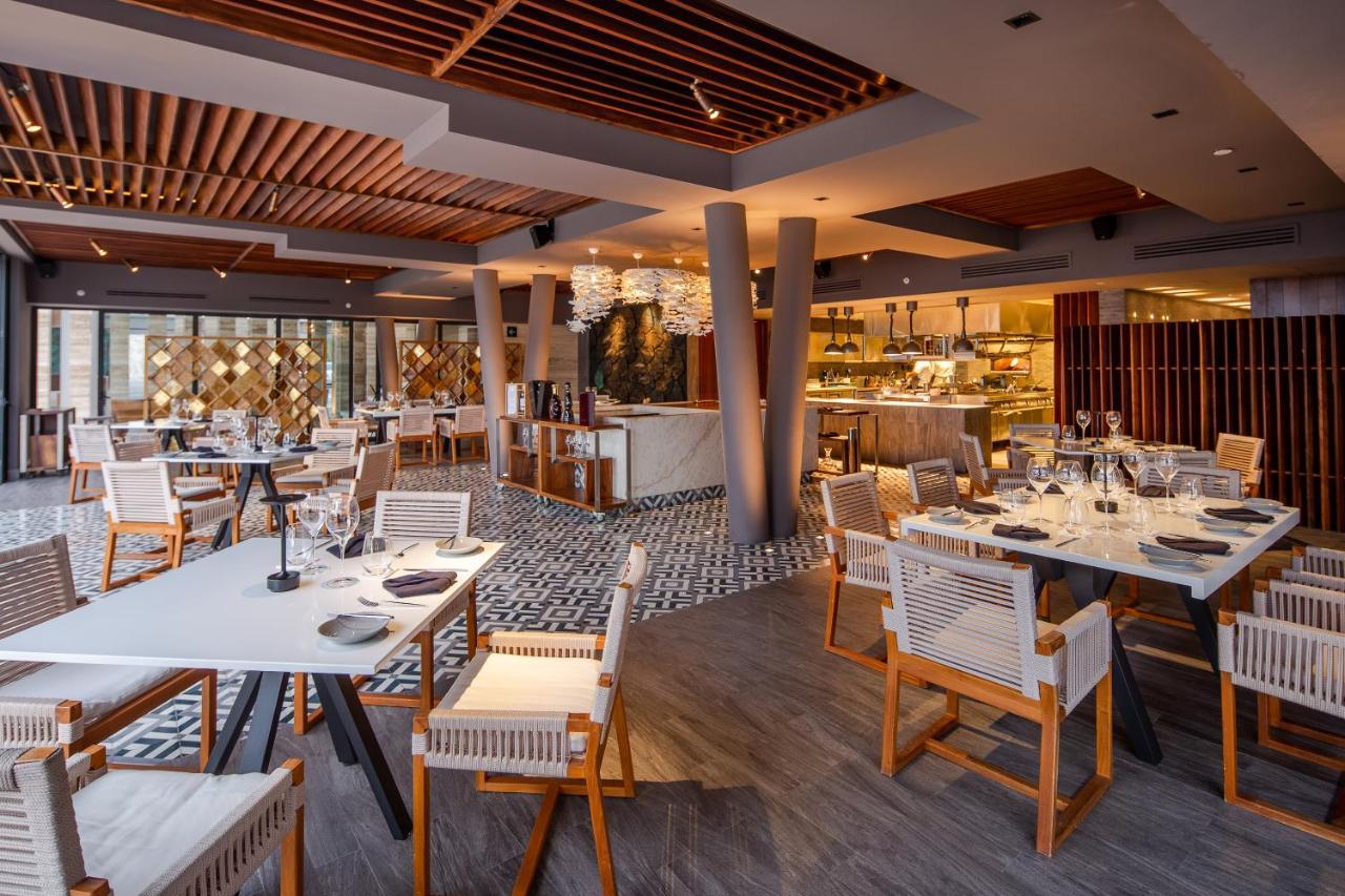 Resort The Club At Solaz Luxury 4*