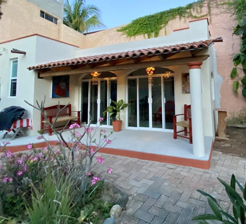 Casita Del Artista *