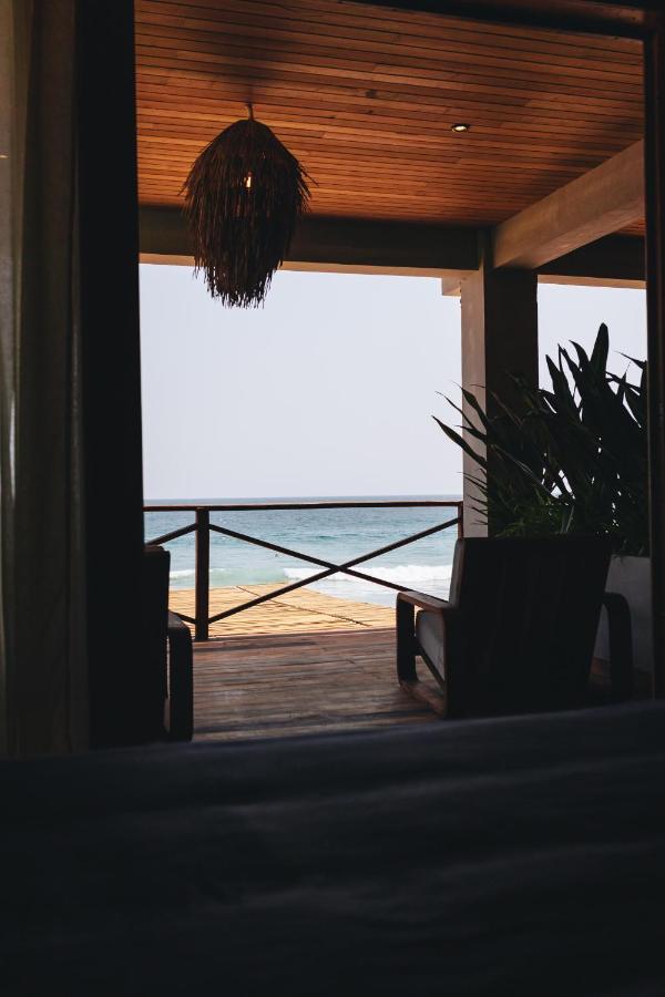 Naked Zipolite -adults Only- 4*