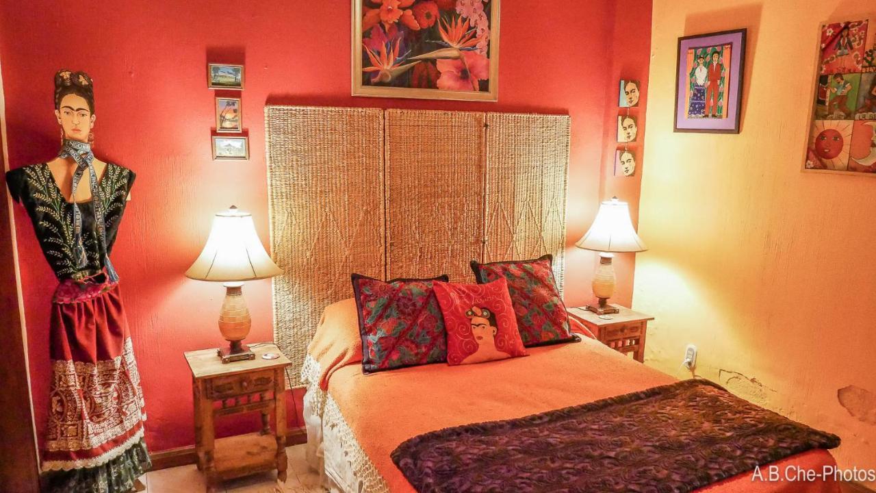 Casona Rosa B&b,