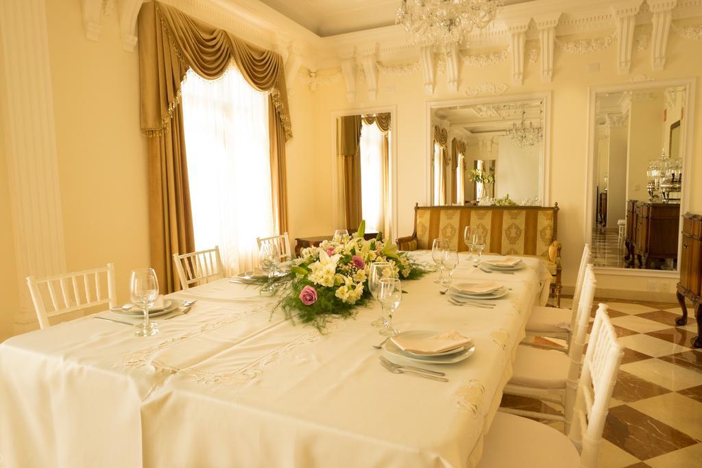 Hotel Grand