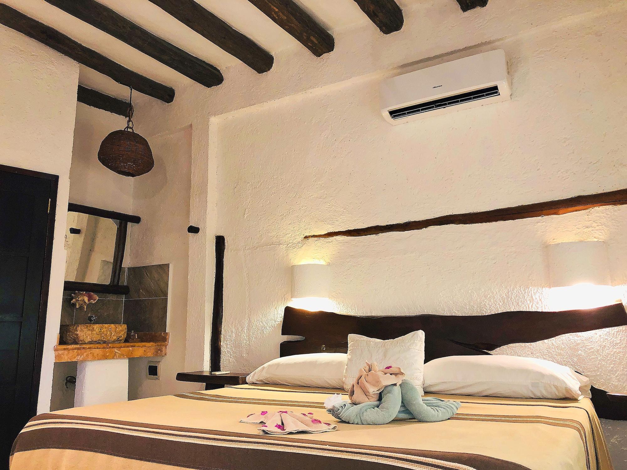 Beachfront La Palapa - Adults Only 3*