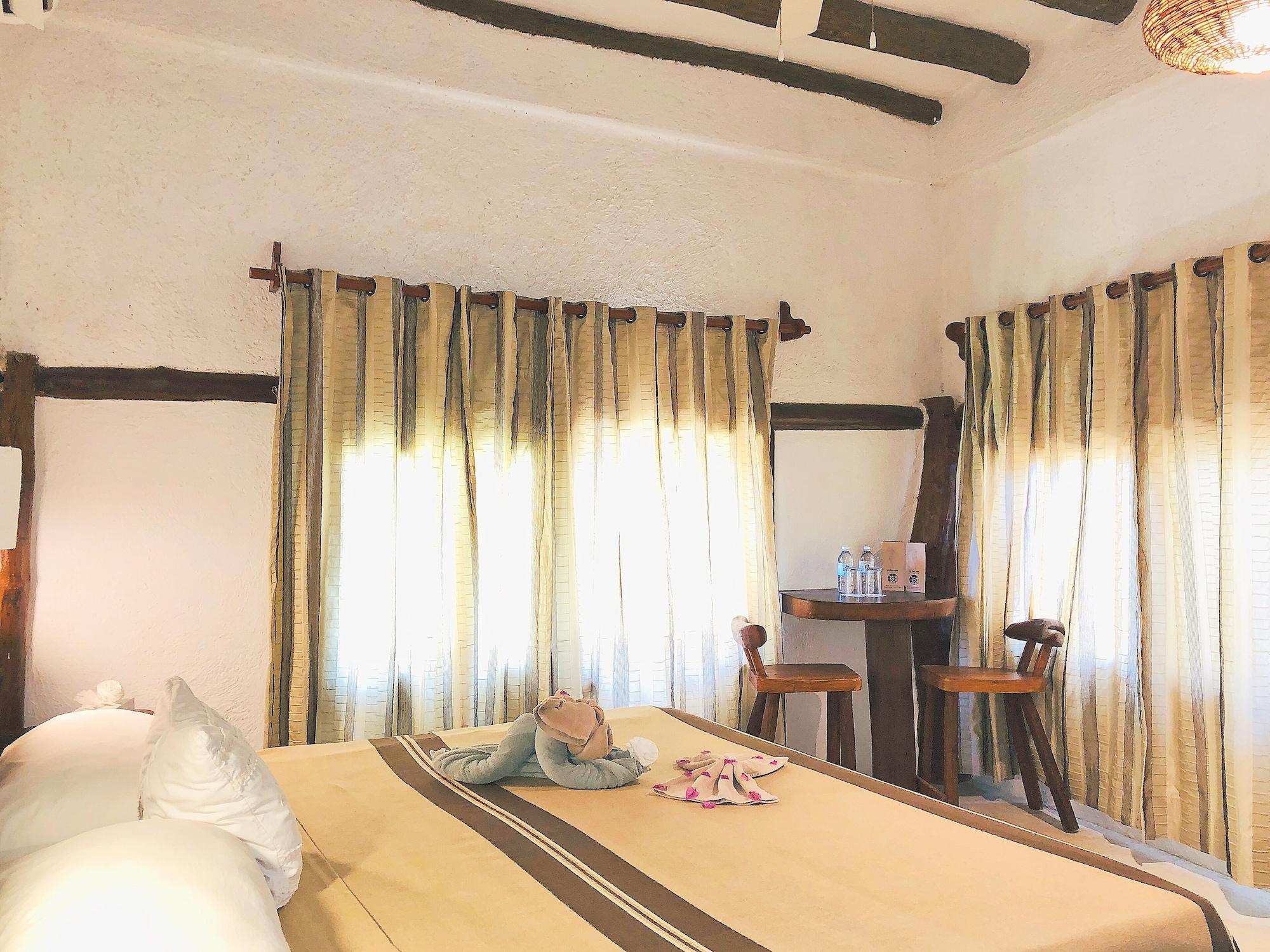 Beachfront La Palapa - Adults Only Hotel 3*