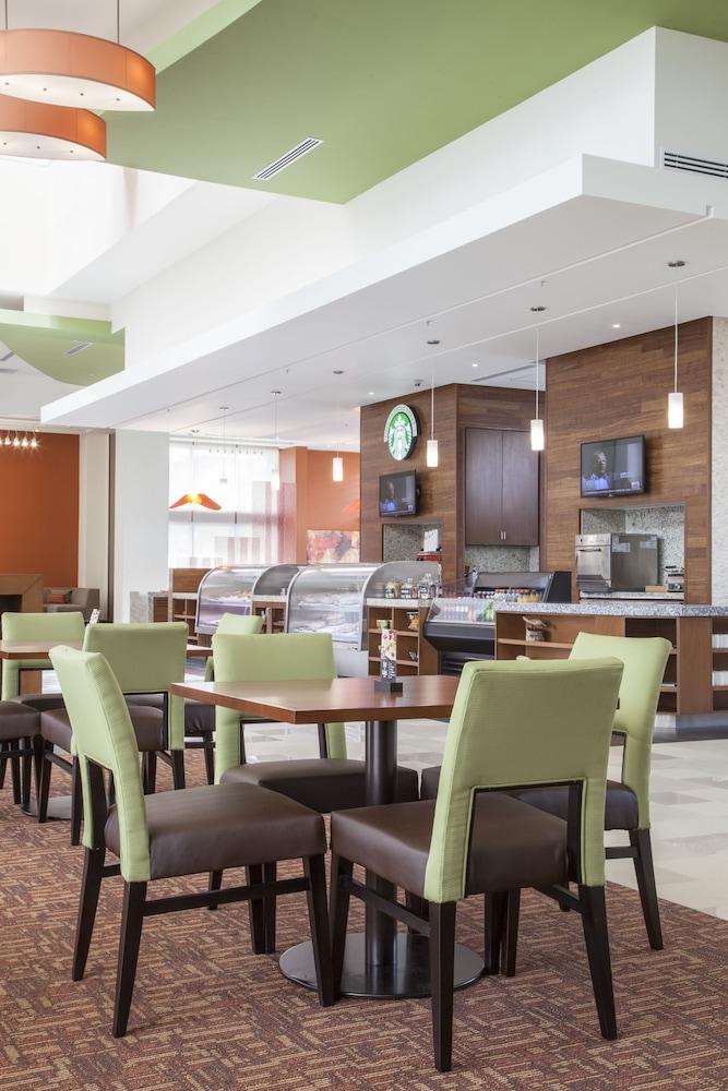 Hotel Courtyard By Marriott Baja California Sur 4*