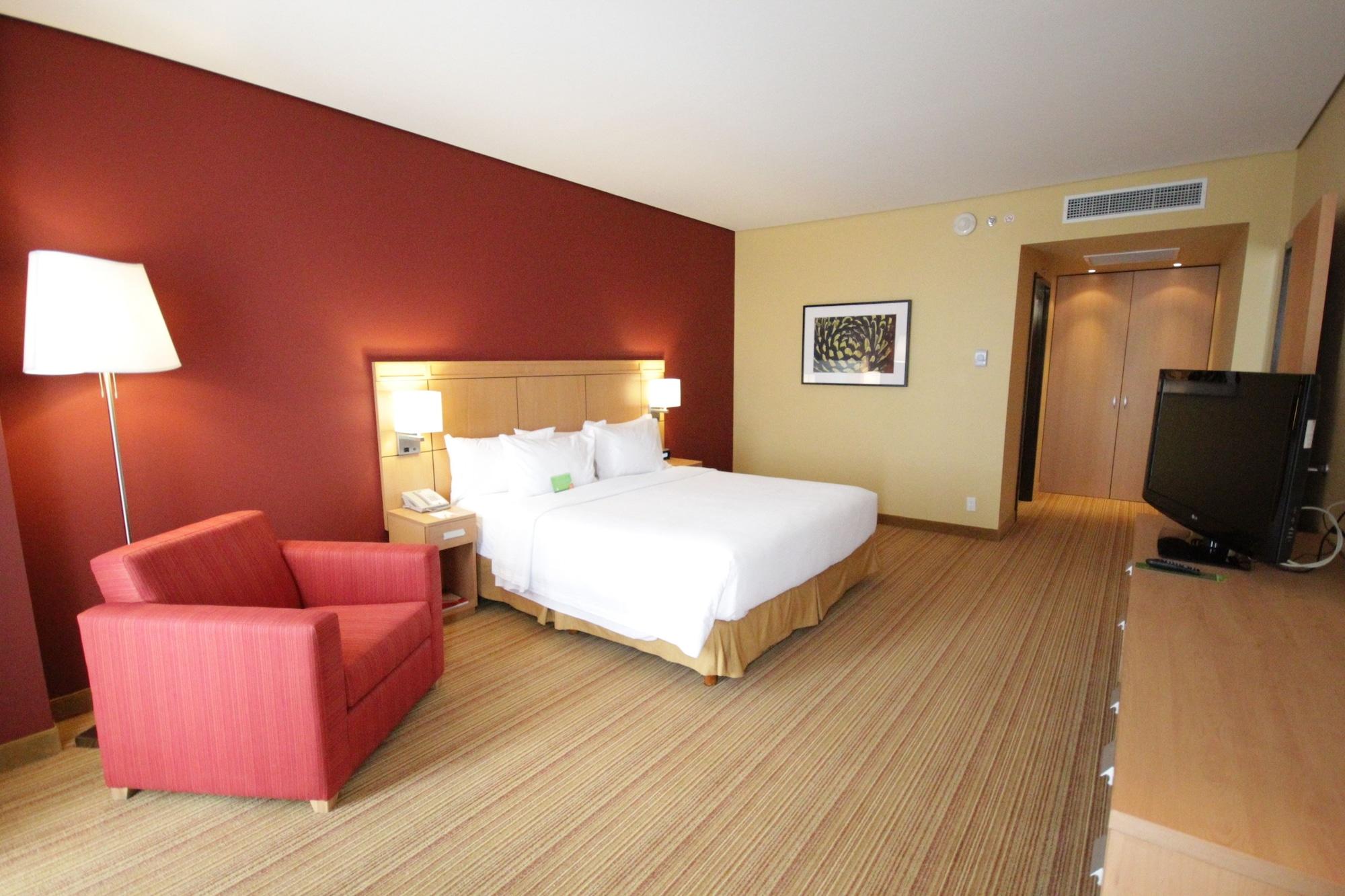 Hotel Courtyard By Marriott At The Poliforum 4*