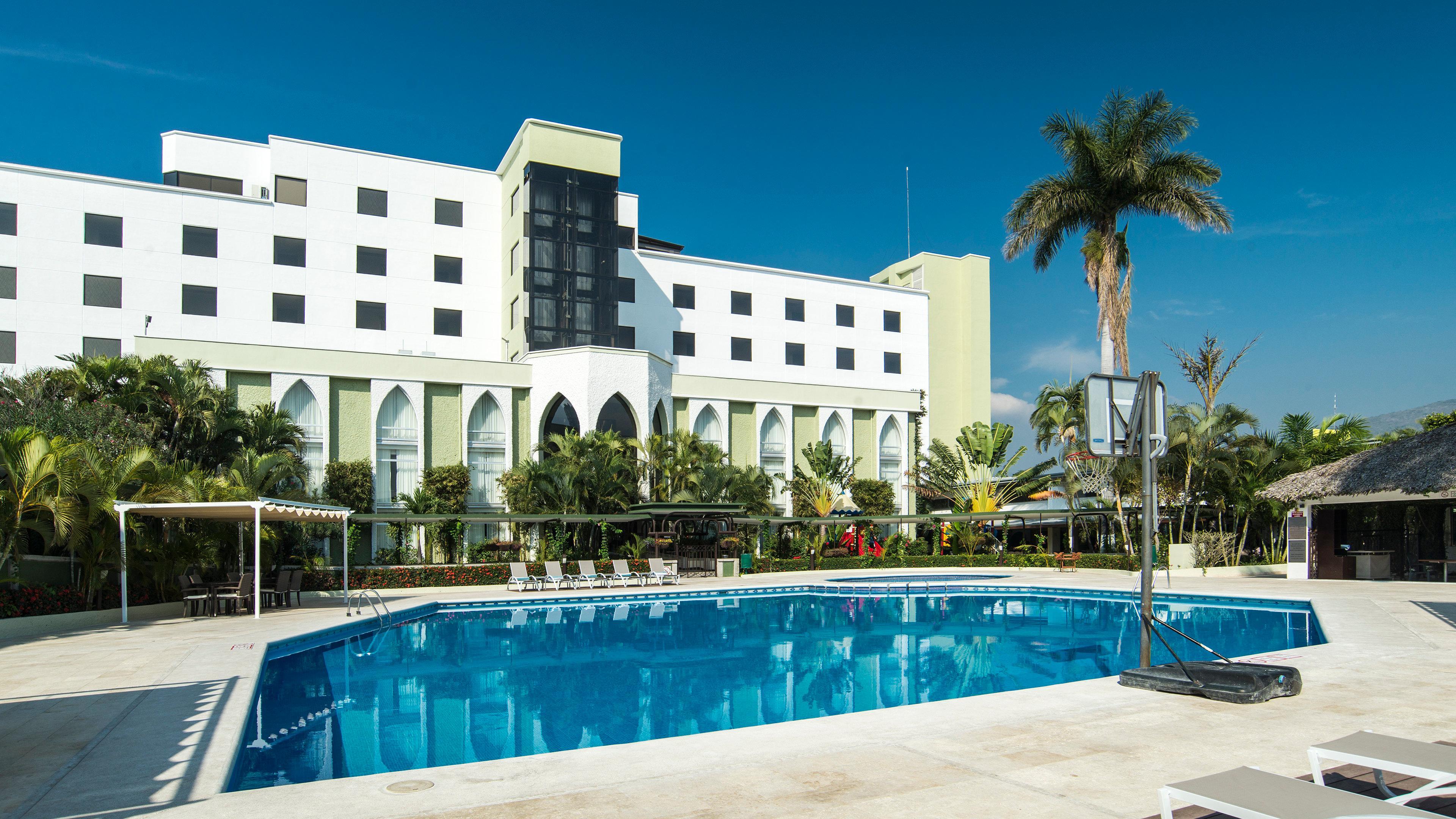 By Ihg
