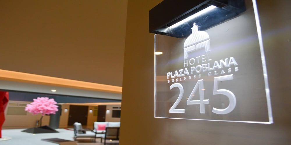 Hotel Plaza Poblana 4*
