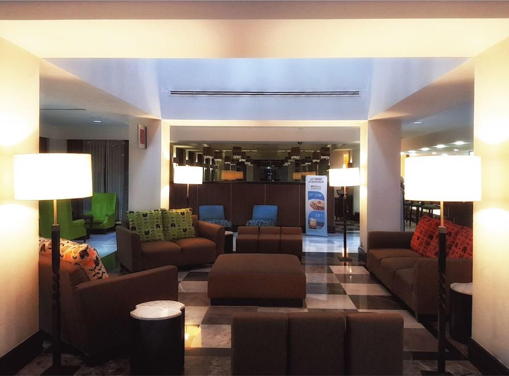 Hotel Hilton Garden 3*