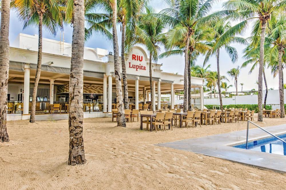 Riu Lupita