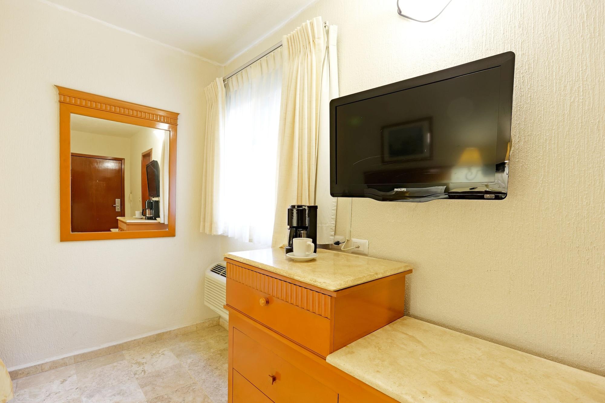 Olmeca Plaza 4*