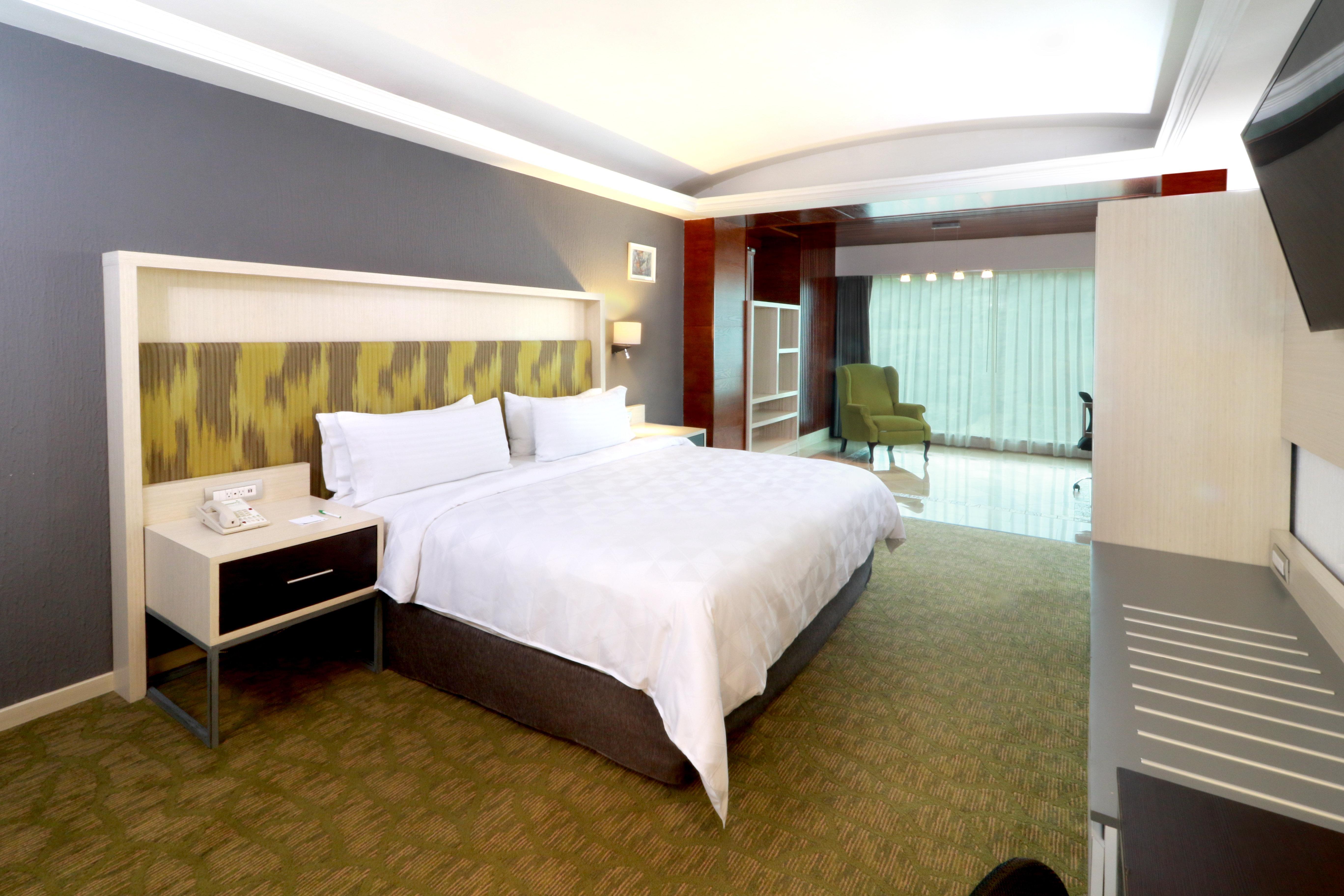 Hotel Zona Diamante By Ihg 4*